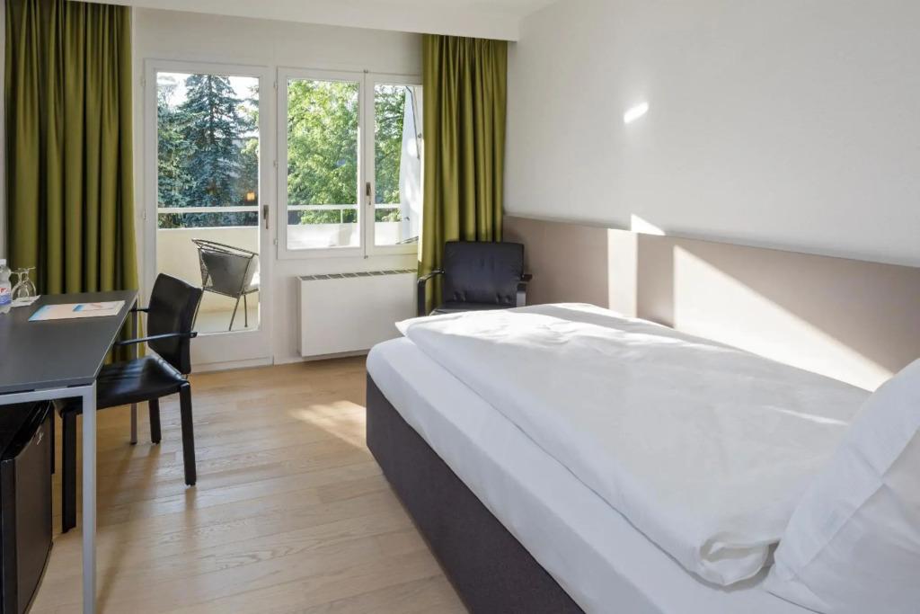 hotel image 9