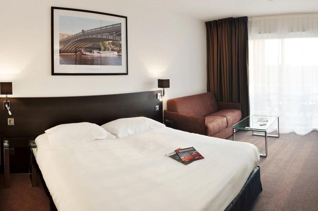 hotel image 12