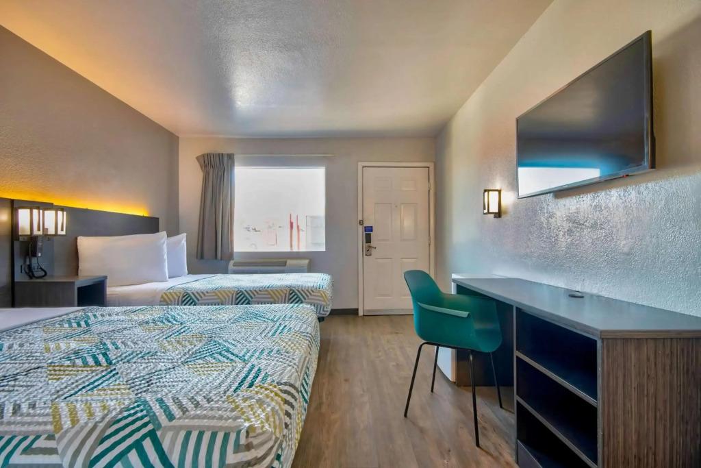 hotel image 12