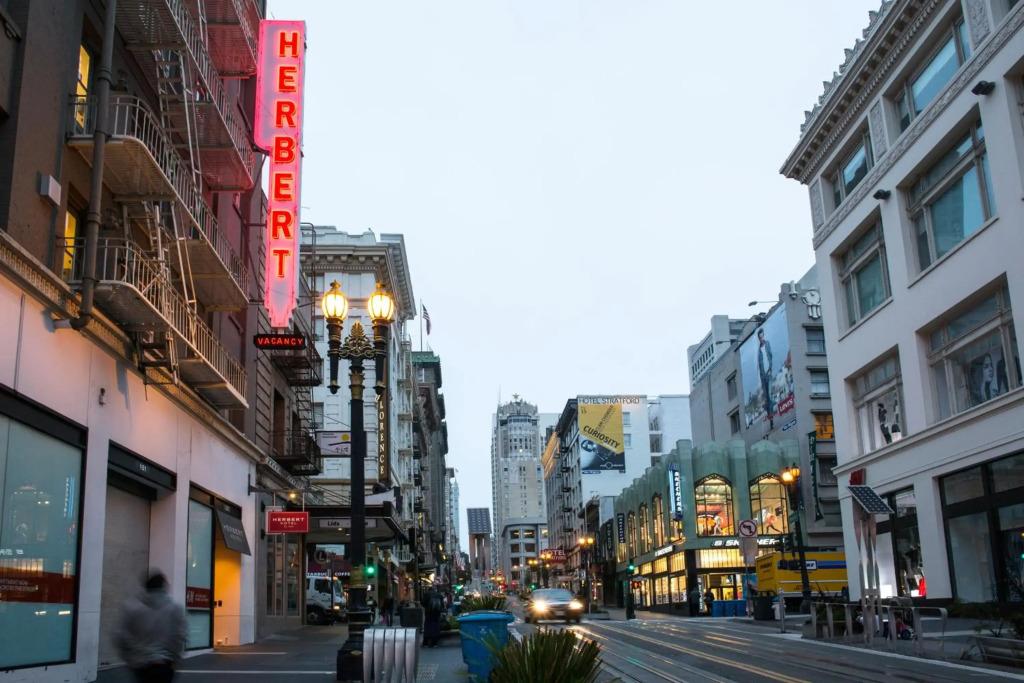 hotel image 36