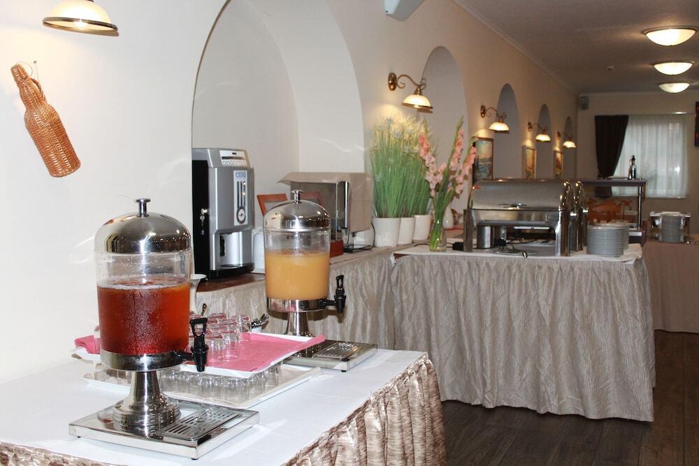 hotel image 16