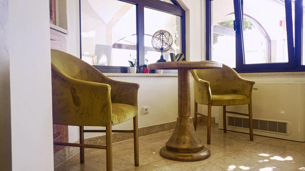 hotel image 8