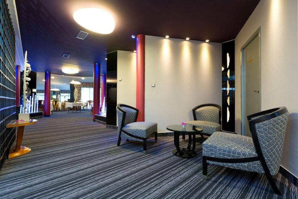 hotel image 9