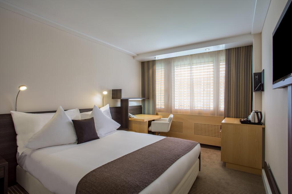 hotel image 8