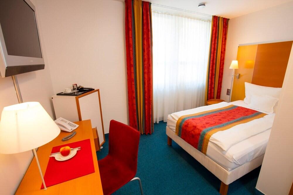 hotel image 11