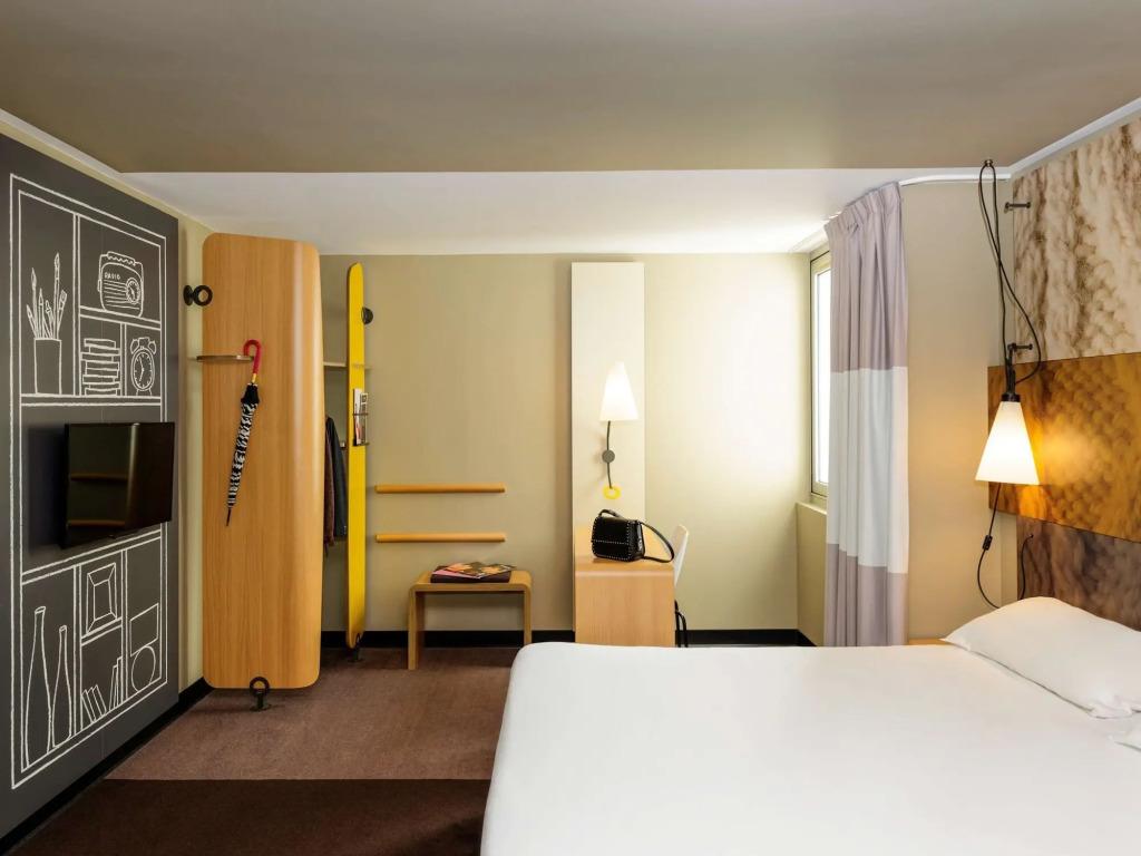 hotel image 13