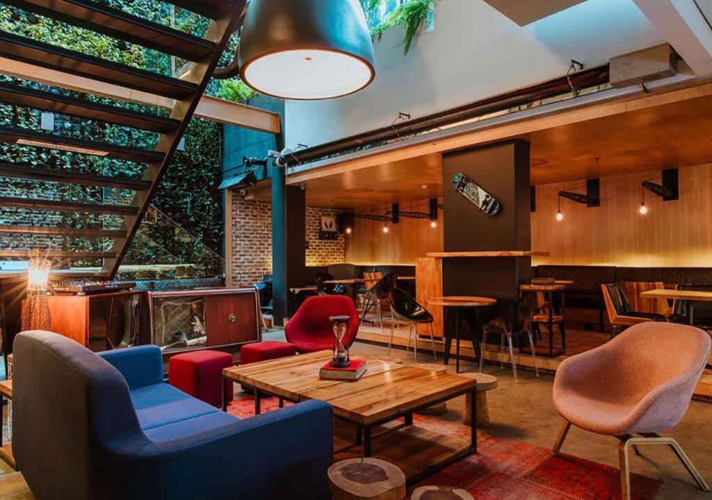 hotel image 16