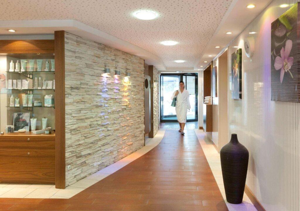 hotel image 35
