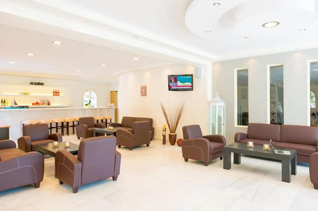 hotel image 13