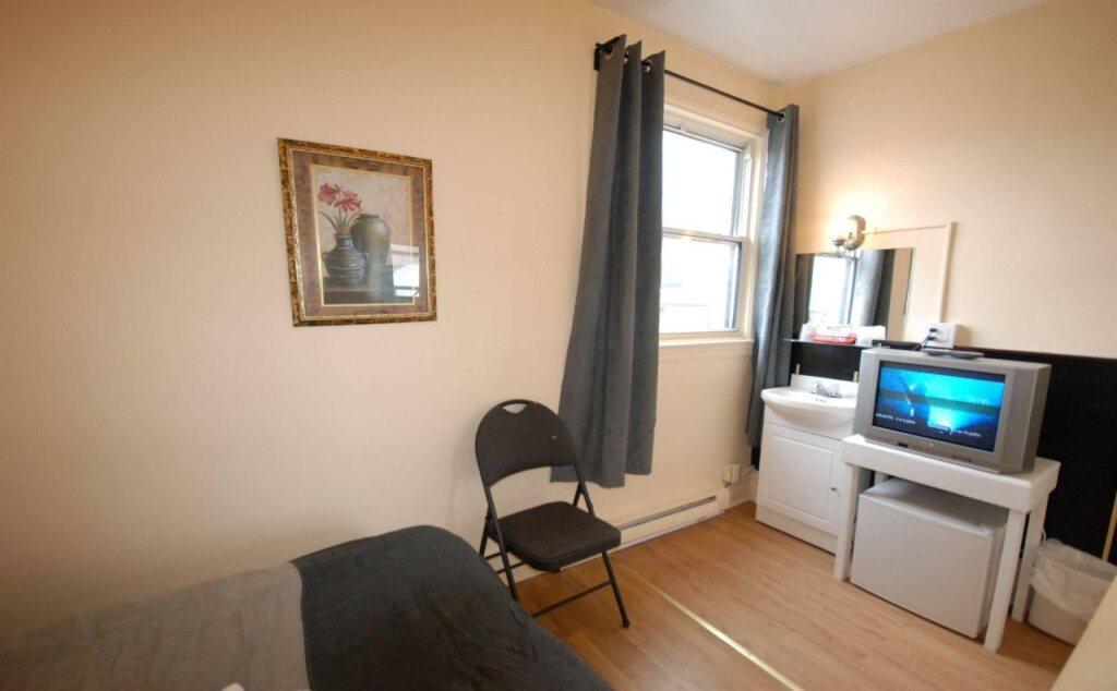 hotel image 9