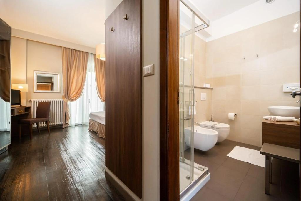 hotel image 12