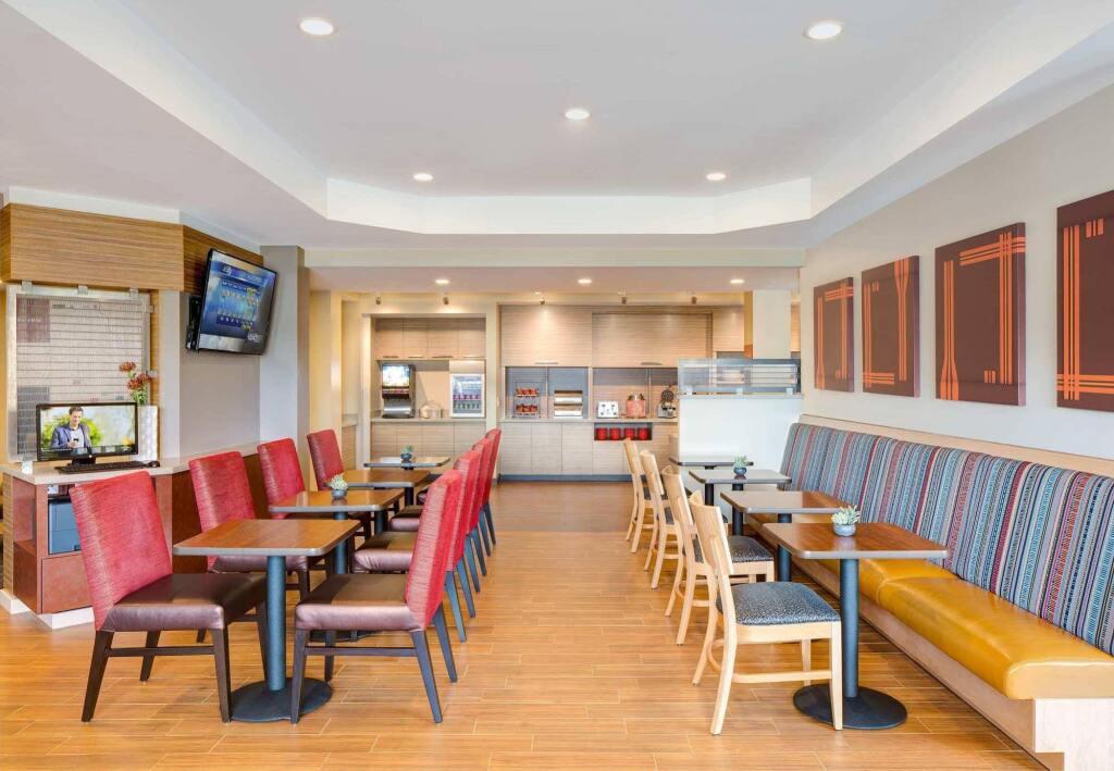 hotel image 11