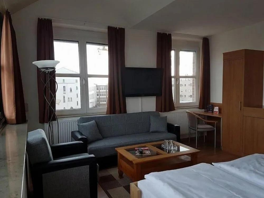 hotel image 11