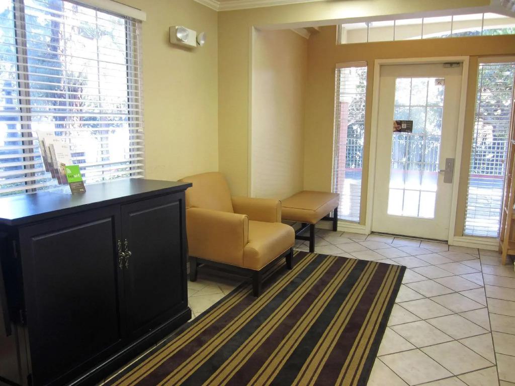 hotel image 500