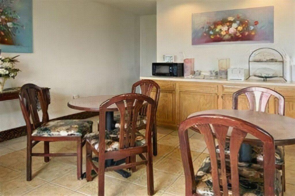 hotel image 9