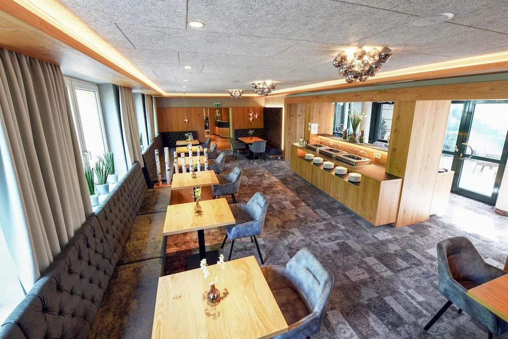 hotel image 13