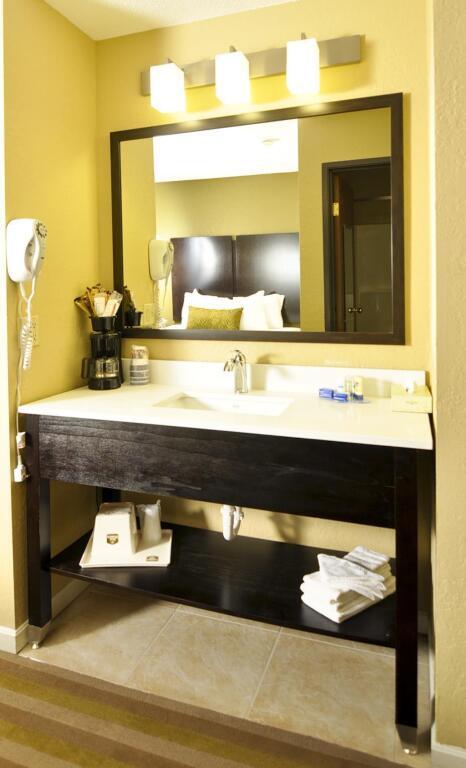 hotel image 16