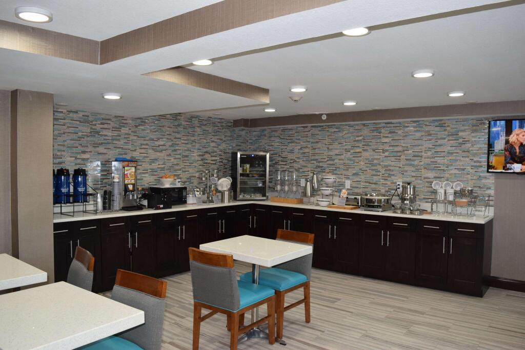 hotel image 11