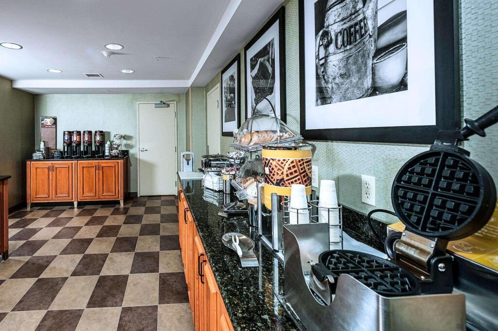 hotel image 9