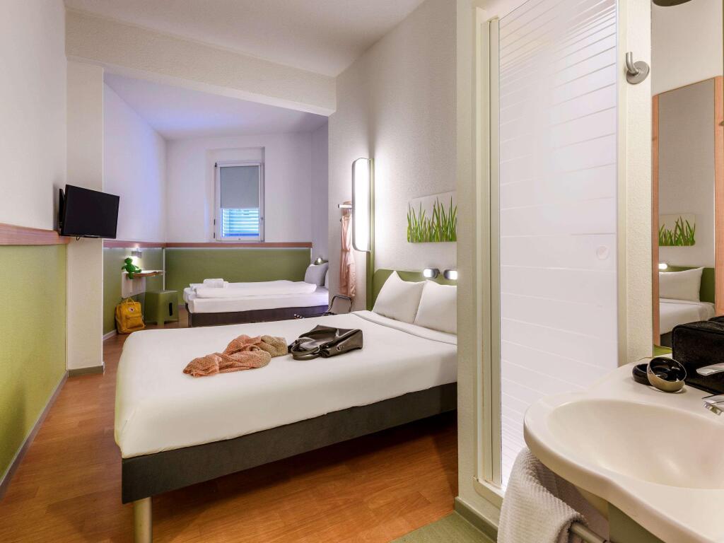 hotel image 14