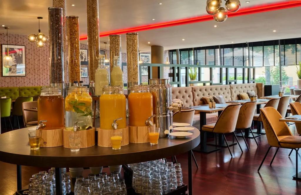 hotel image 13