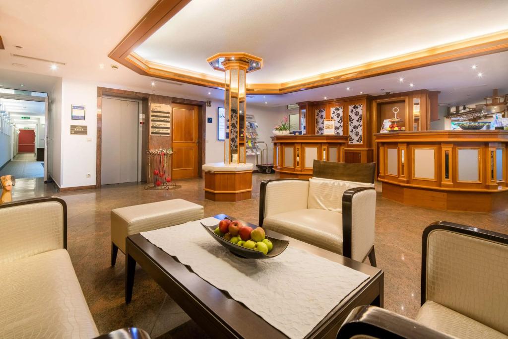 hotel image 10