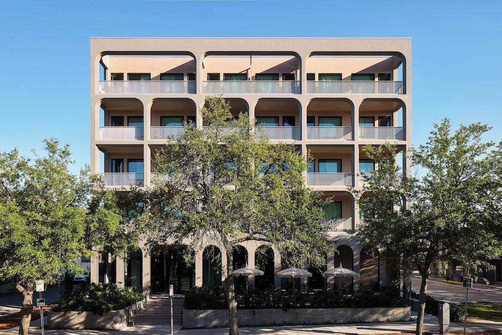 hotel image 9