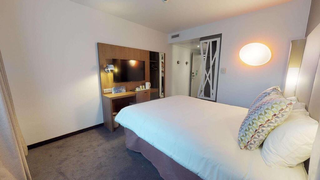 hotel image 13