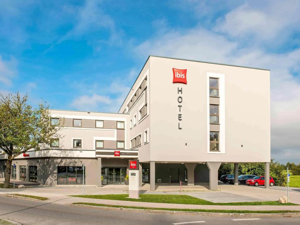 hotel image 16