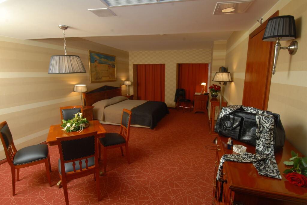 hotel image 42
