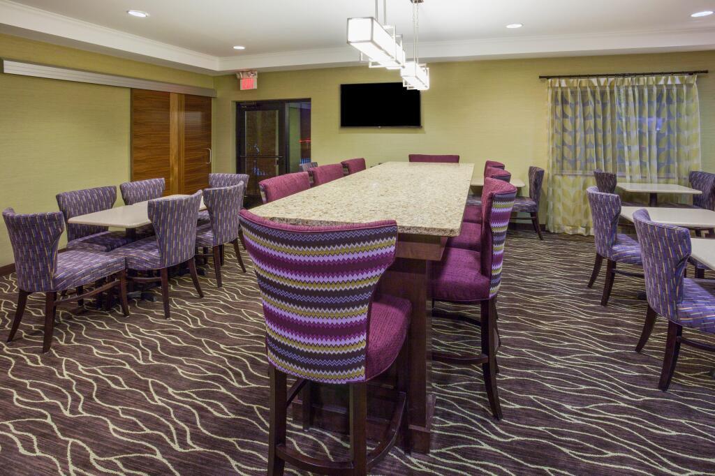 hotel image 10