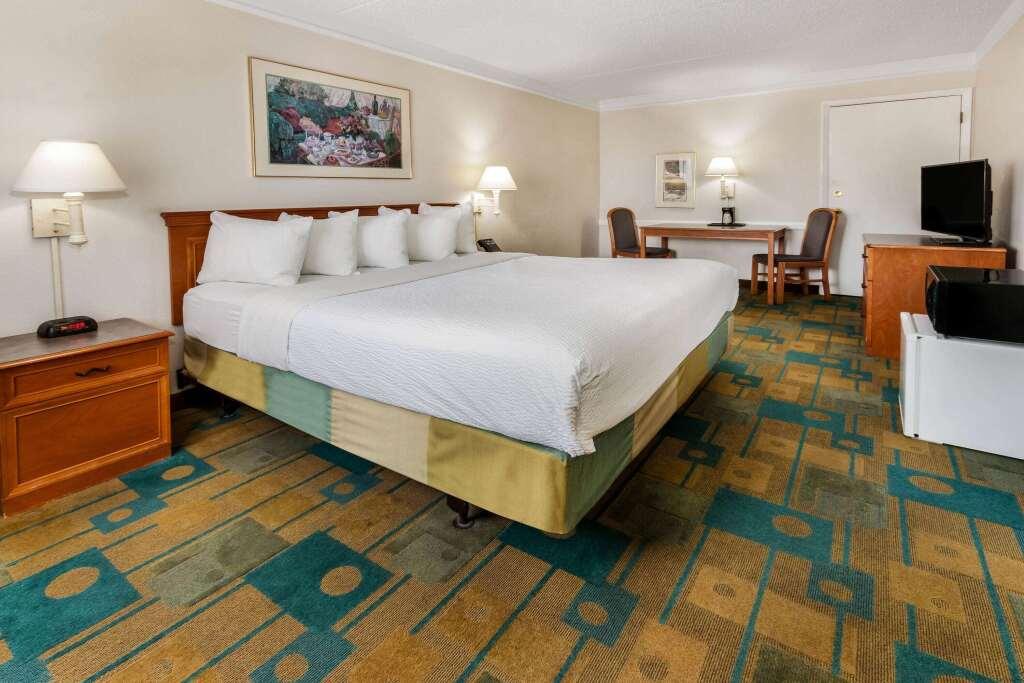 hotel image 13