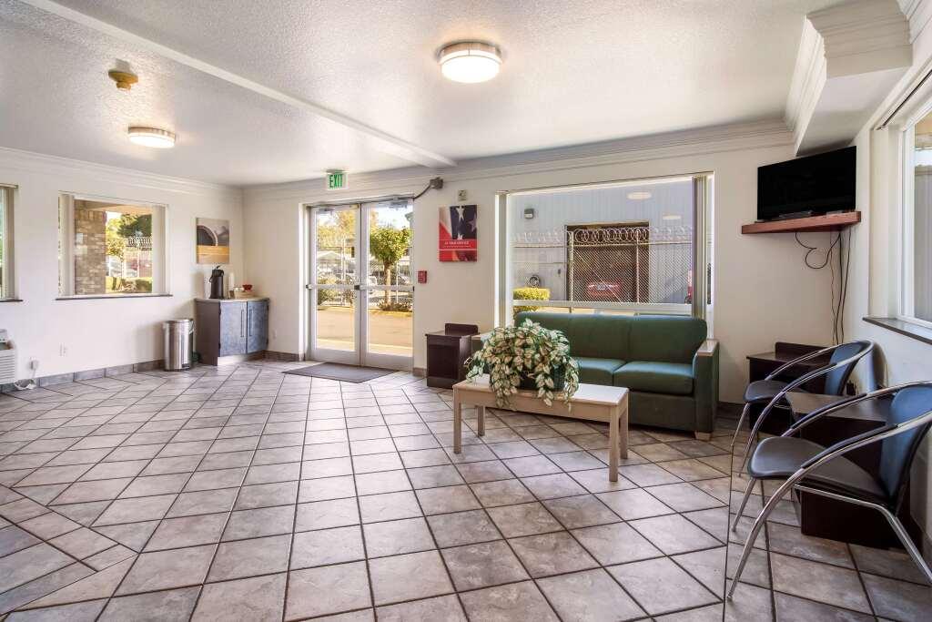 hotel image 10