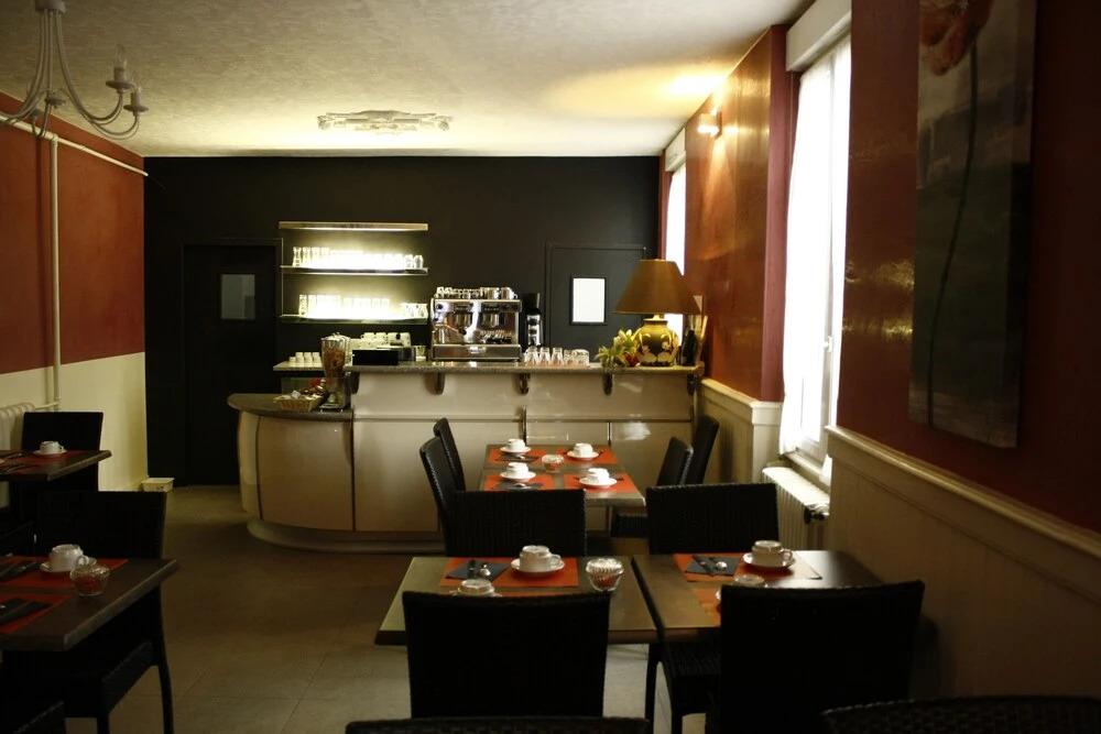 hotel image 9