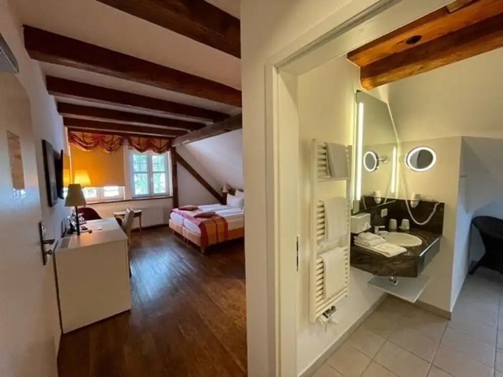 hotel image 16