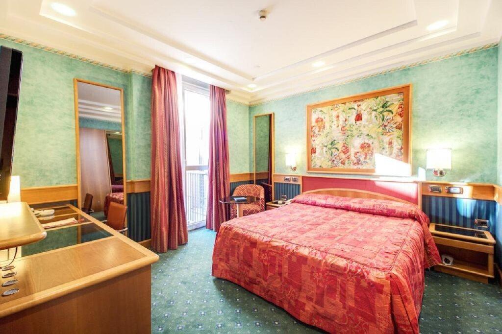 hotel image 16