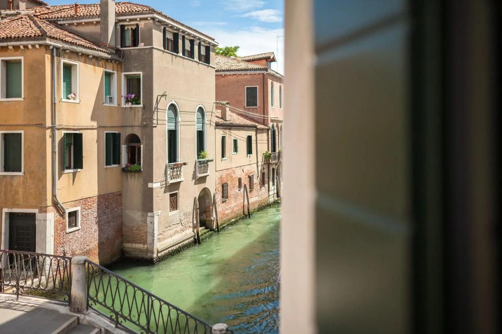hotel image 39