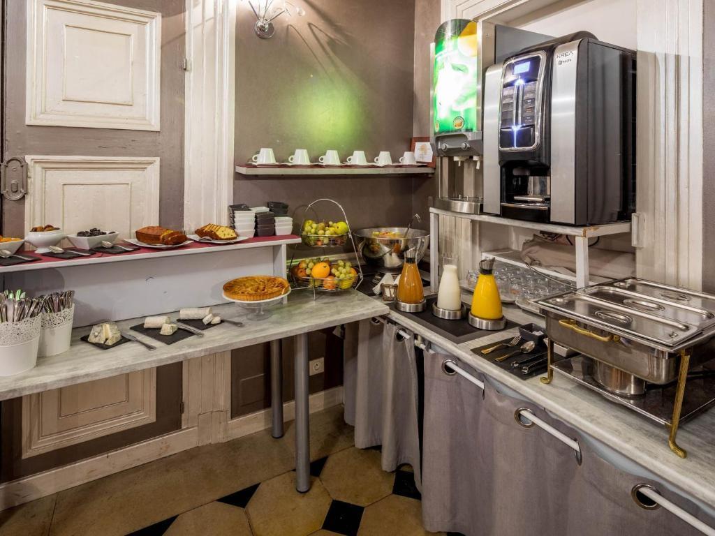 hotel image 13