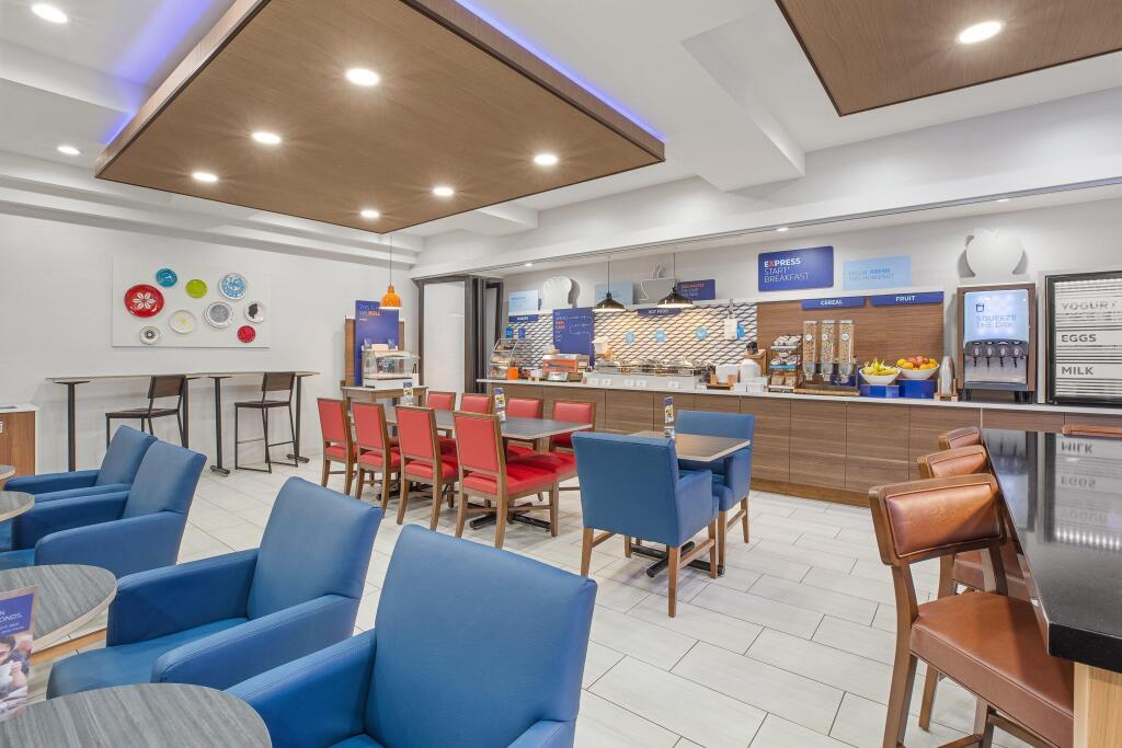 hotel image 12