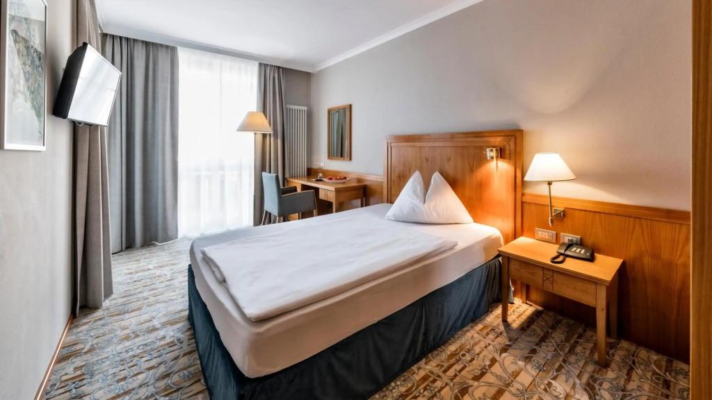 hotel image 9