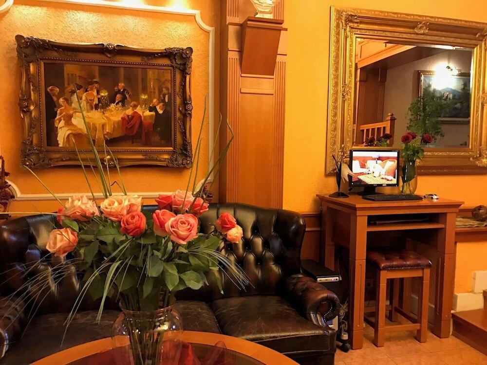 hotel image 10