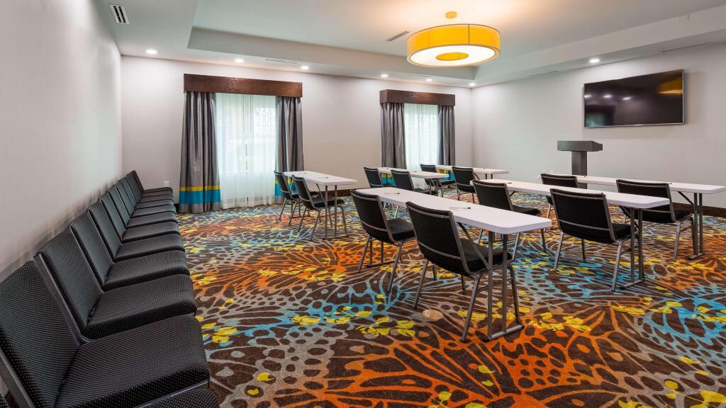 hotel image 13