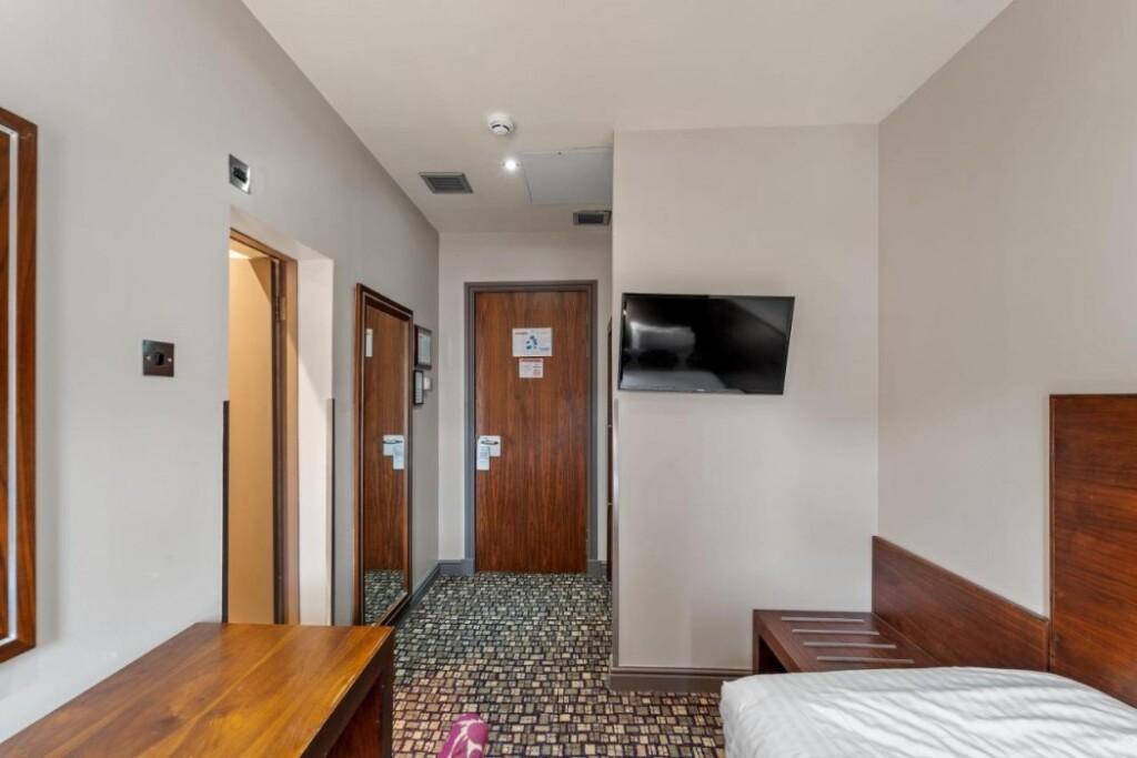 hotel image 10