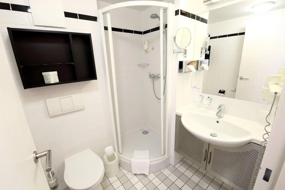 hotel image 13