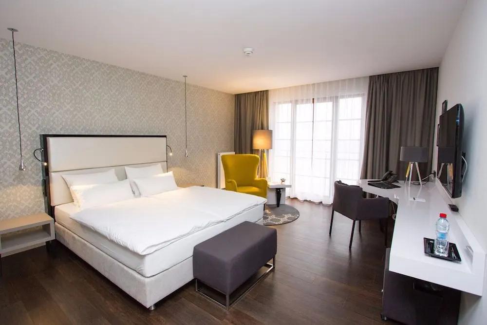 hotel image 18