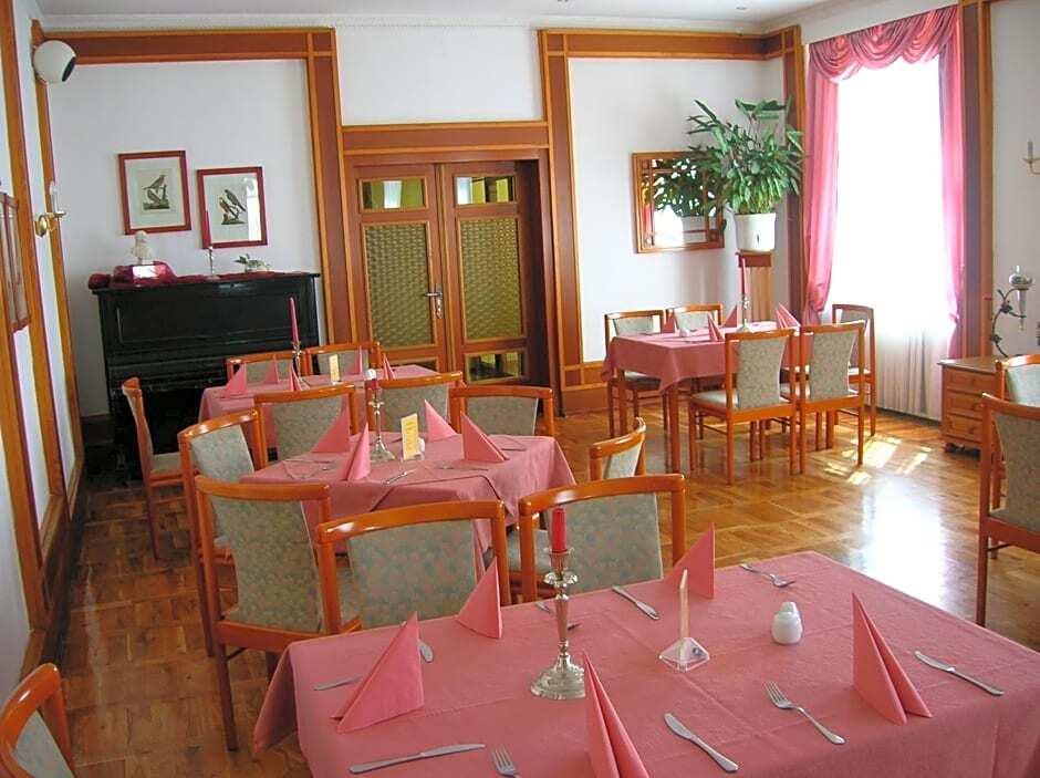 hotel image 9