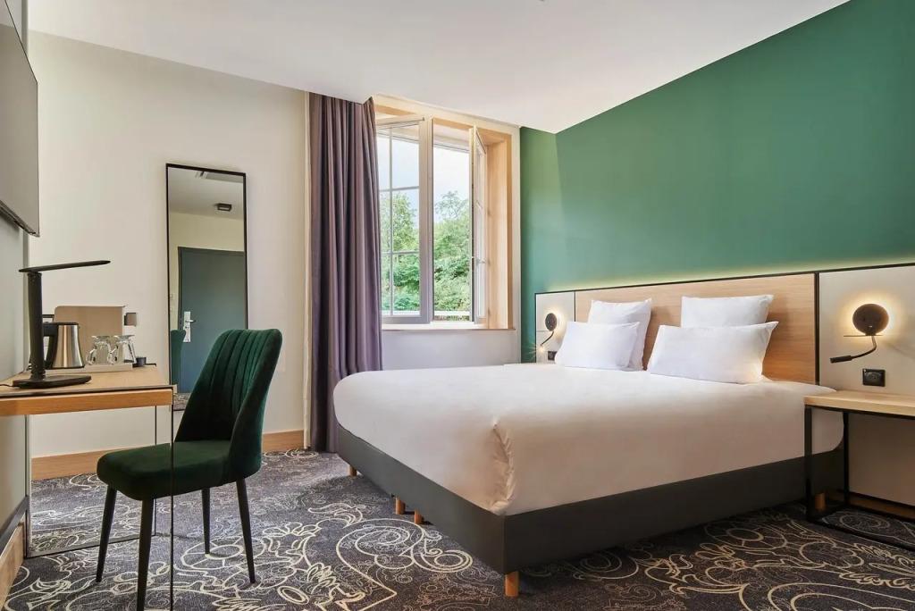 hotel image 13