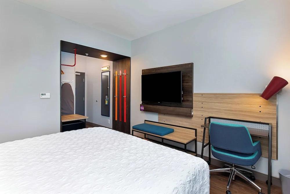 hotel image 13