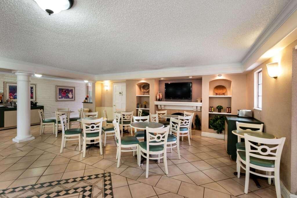 hotel image 14
