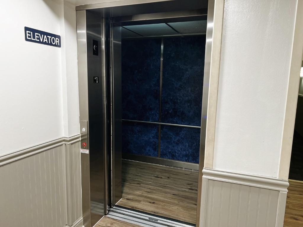 hotel image 10